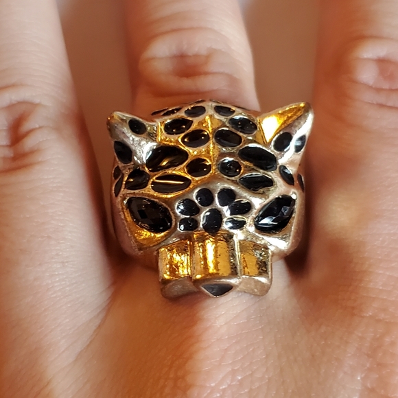 Vintage Jewelry - *RARE* Vintage Chunky Leopard Ring